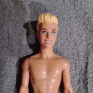 KEN smiling Barbie Fashionistas #226 Ken doll only out of box no accessories